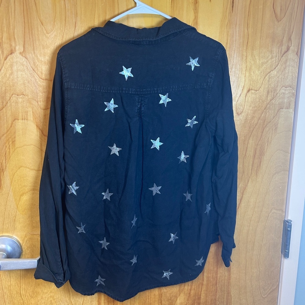 Black Star Patterned Button-Up Shirt - image 2